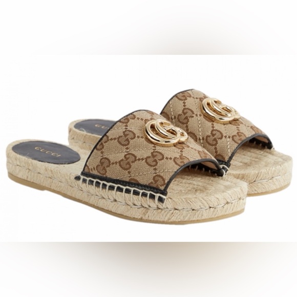 Gucci Women\'s Tan and Gold Slide Sandals
